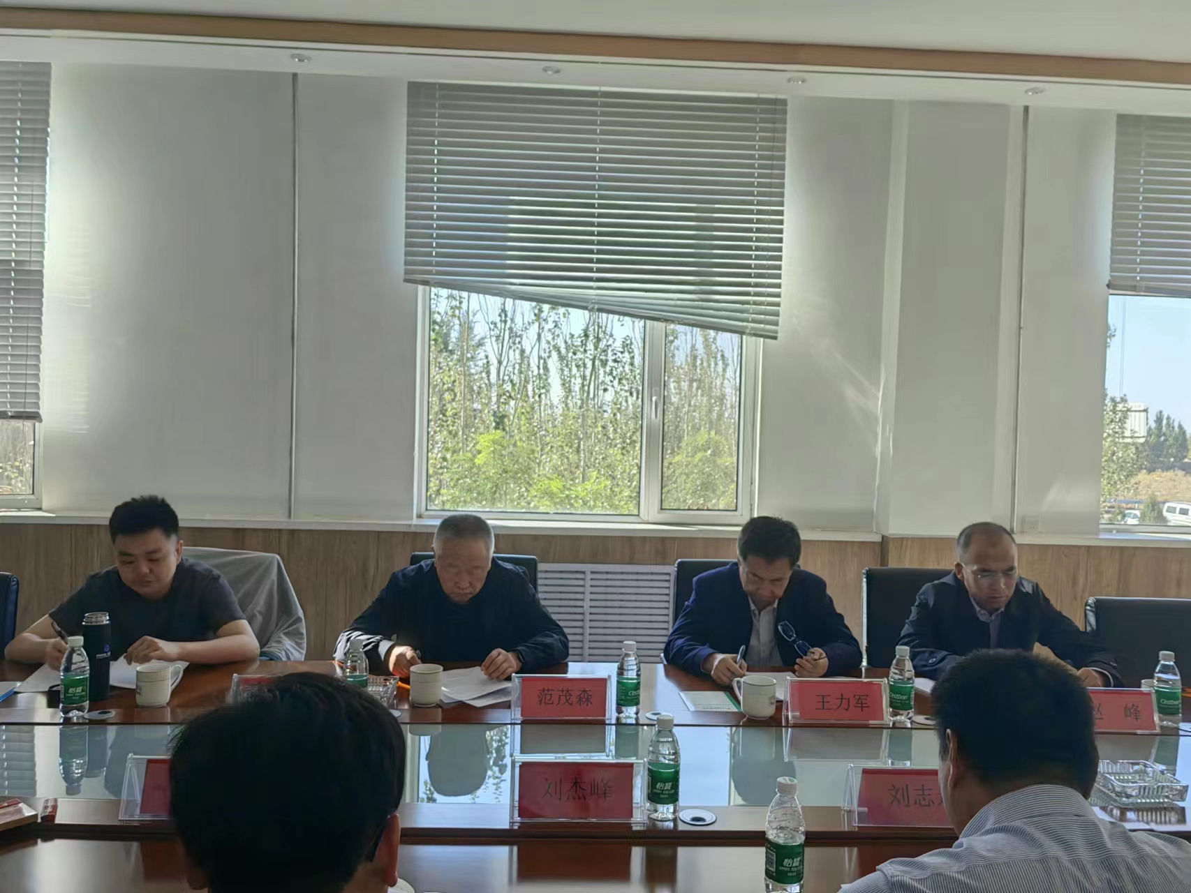 1697512185424508.jpg 1697512185424508.jpg